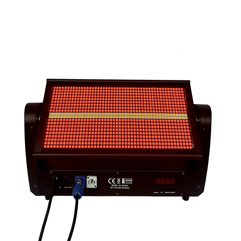 Dmx 照明 LED 摇头灯 DJ 灯 8 段 RGB 全彩闪烁派对灯活动设备